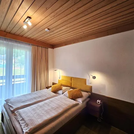 W12 Living In & Out * Bach (Spittal an der Drau, Carinthia)