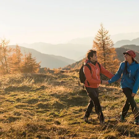 W12 Living In & Out Appartement *