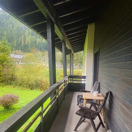 Appartement W12 Living In & Out